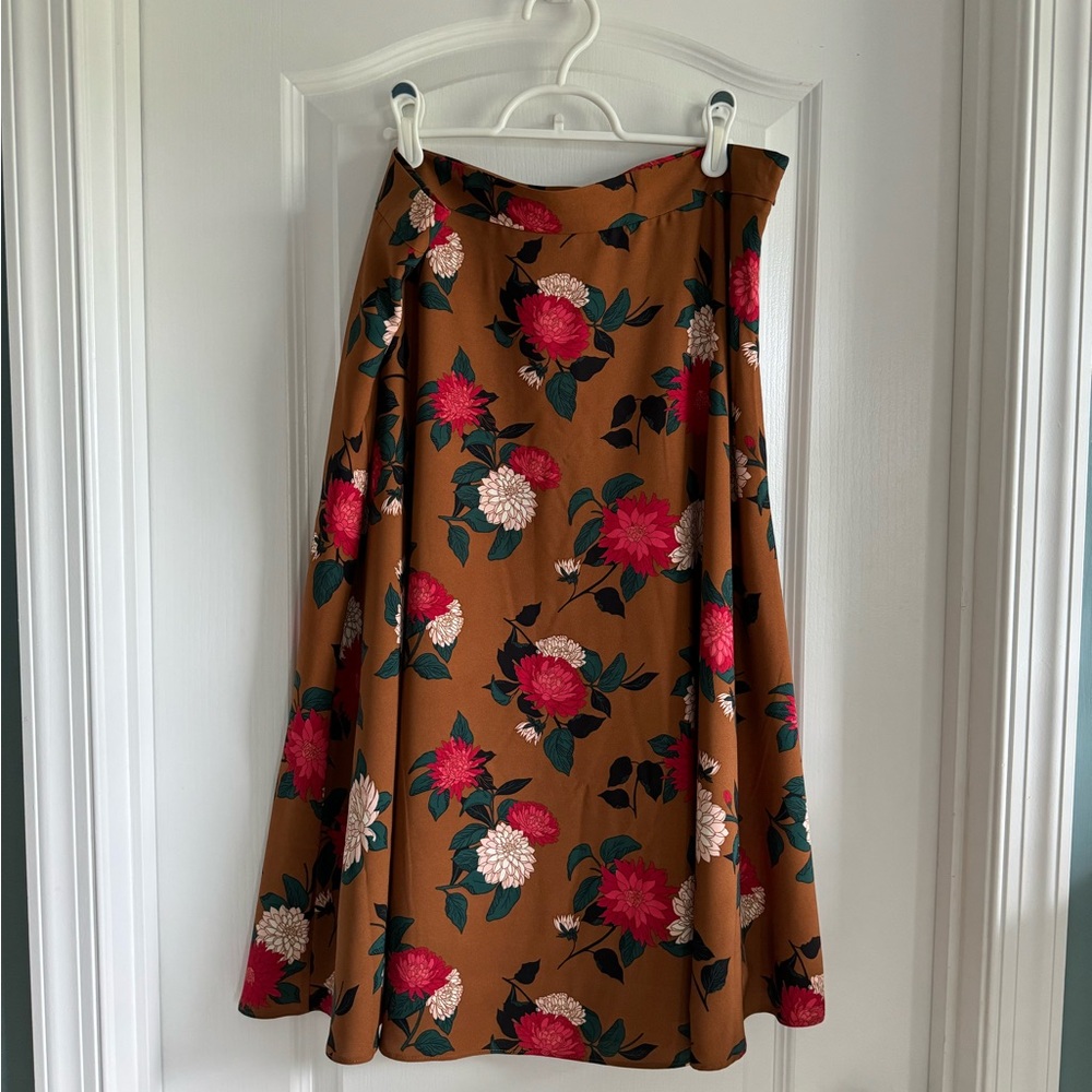 Ann Taylor floral skirt size 14